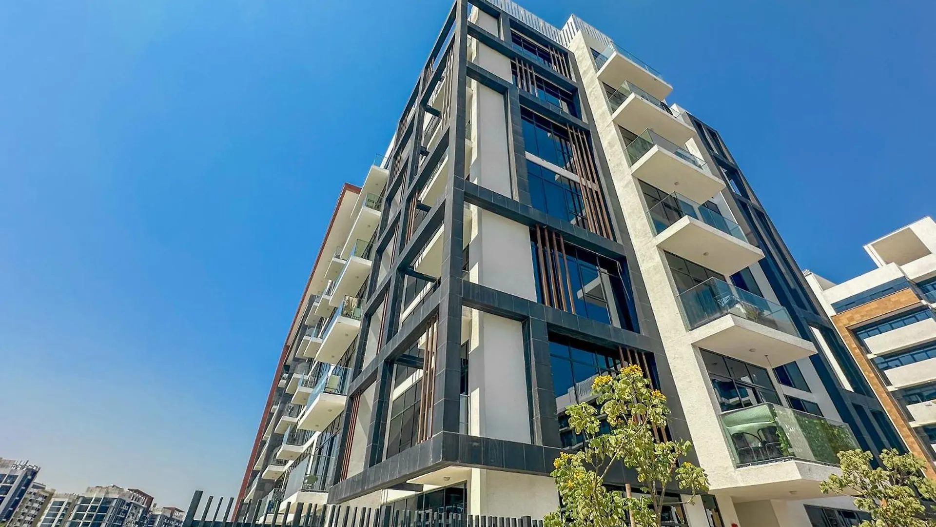 Royalton - Serene Studio Apt In The Heart Of Meydan District Dubai